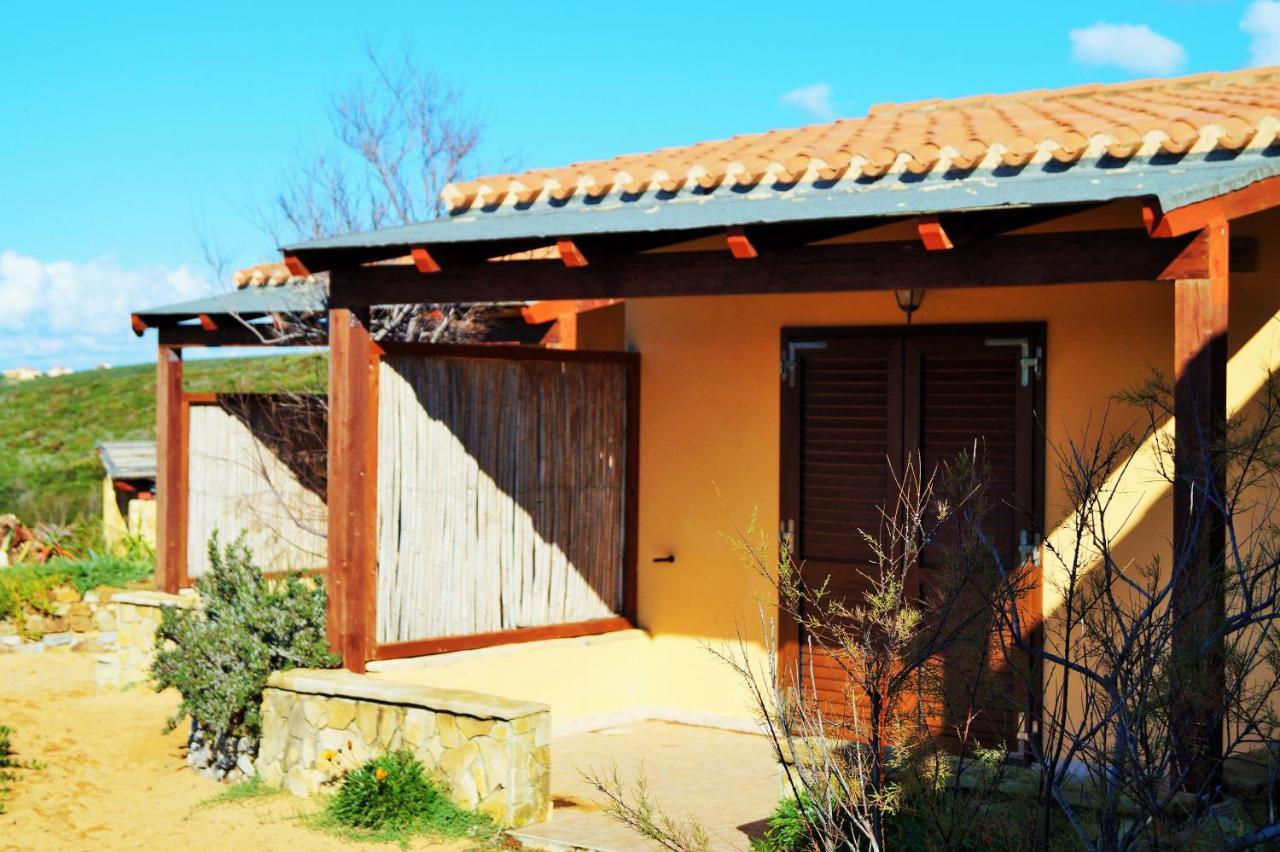 Hotel Villaggio Sabbie D'Oro Torre dei Corsari Esterno foto